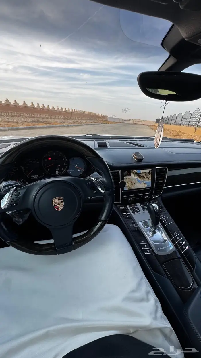 بورش باناميرا 2011 فل كامل 48