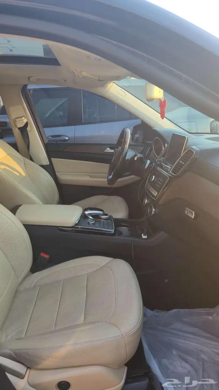 مرسيدس GLE 500   موديل 2016   فل كامل AMG   وارد الجفالي 22