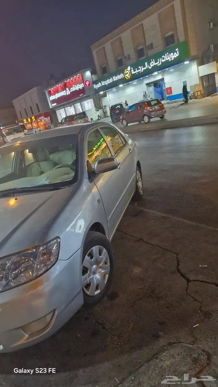 تايوتا كرولا 2006 قير عادي نضيفة شااذة جناح خلفي فحص جديد 2