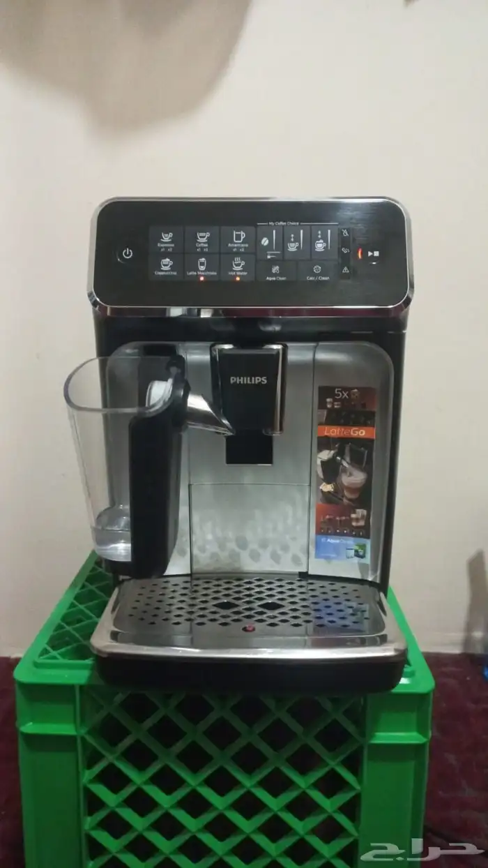 للبيع مكينة قهوة Philips EP3246 نظافة وتشغيل ممتاز 0