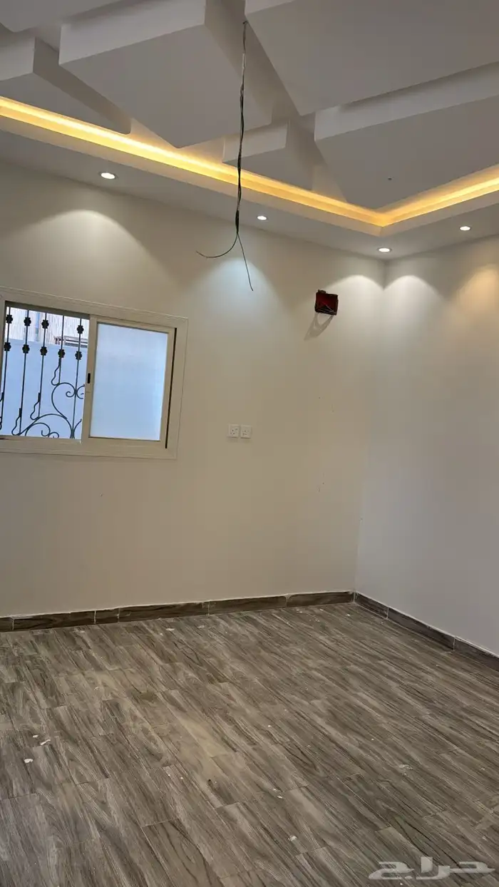 للايجار دور جديد بحي الامير سلطان خلف محطة بن مشوط 3