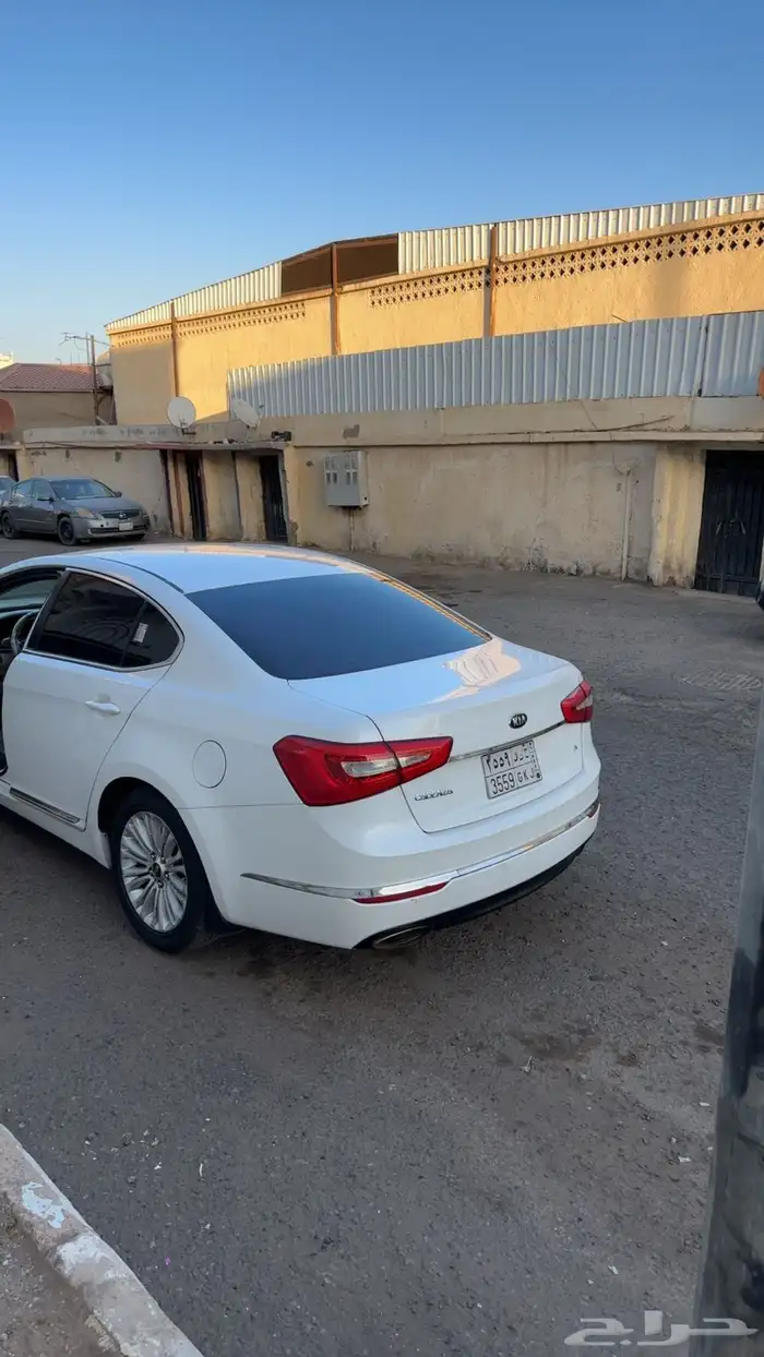 كيا كادينزا 2015 للبيع 3