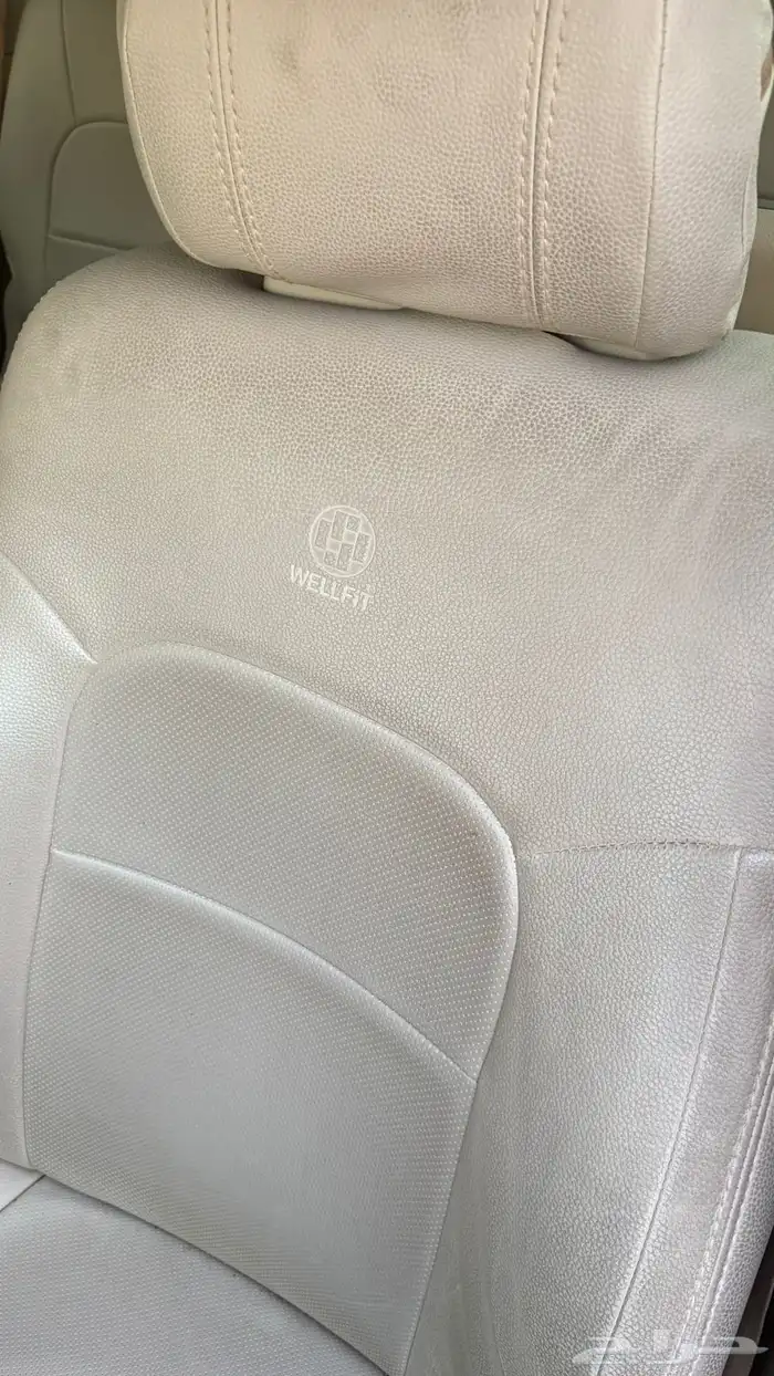 لاندكروزر 2018 نضيف 11