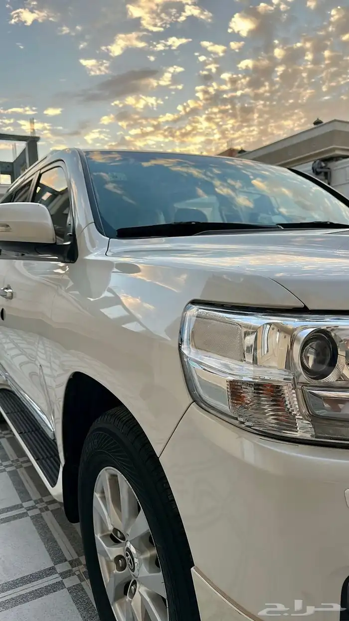 للبيع جيب جي اكس ار 2017 وكاله 10