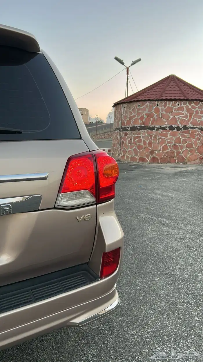 للبيع لاندكلوزر 2013 5