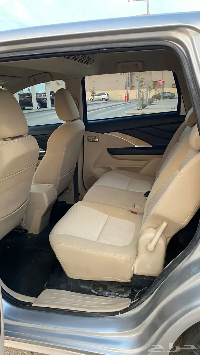 ميتسوبيشي - اكسباندر 2022 11