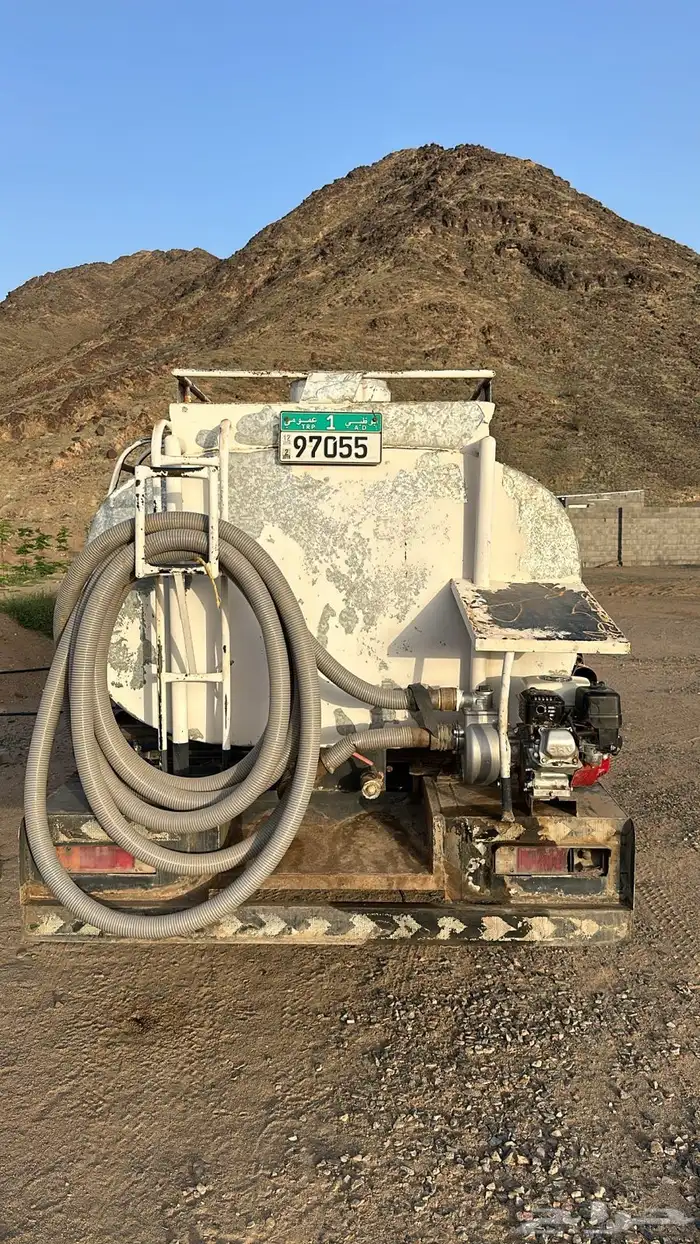 متسبيشي موديل 2003 ديزل كفو للوحه اماراتية 3