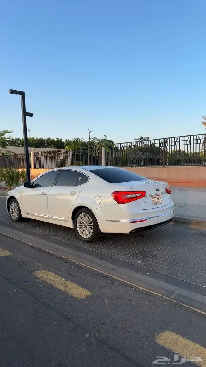 كيا كادينزا 2015 للبيع 5