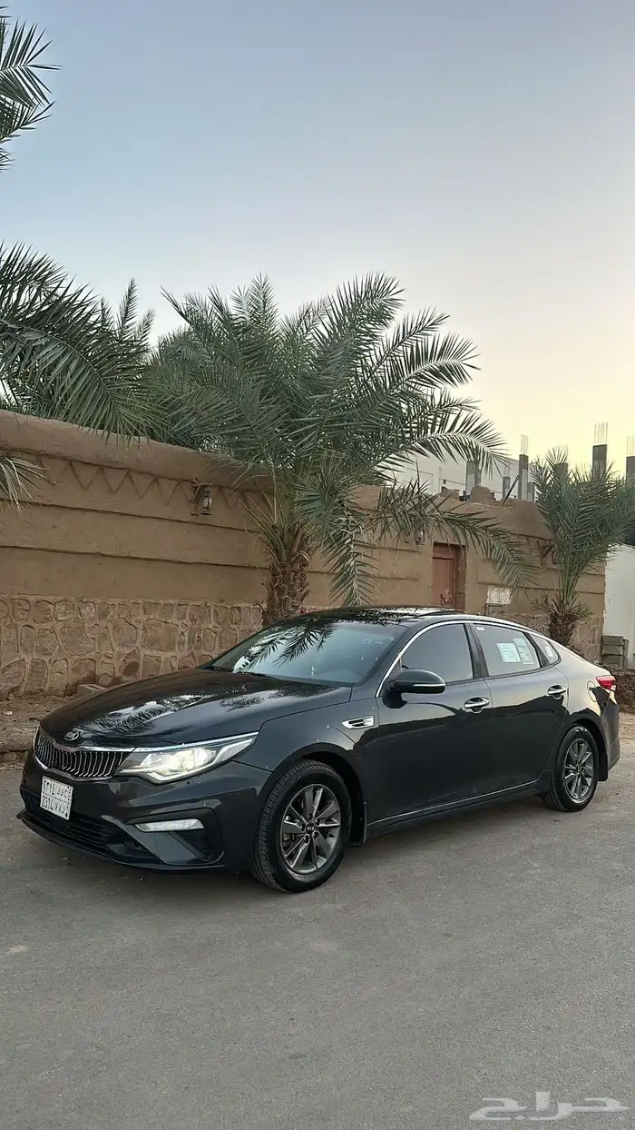 كياء اوبتيما 8