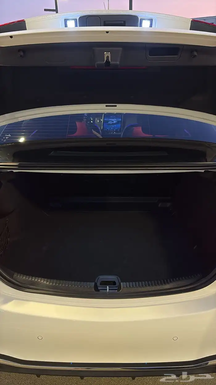 مرسيدس c موديل 2023 لارج AMG 15