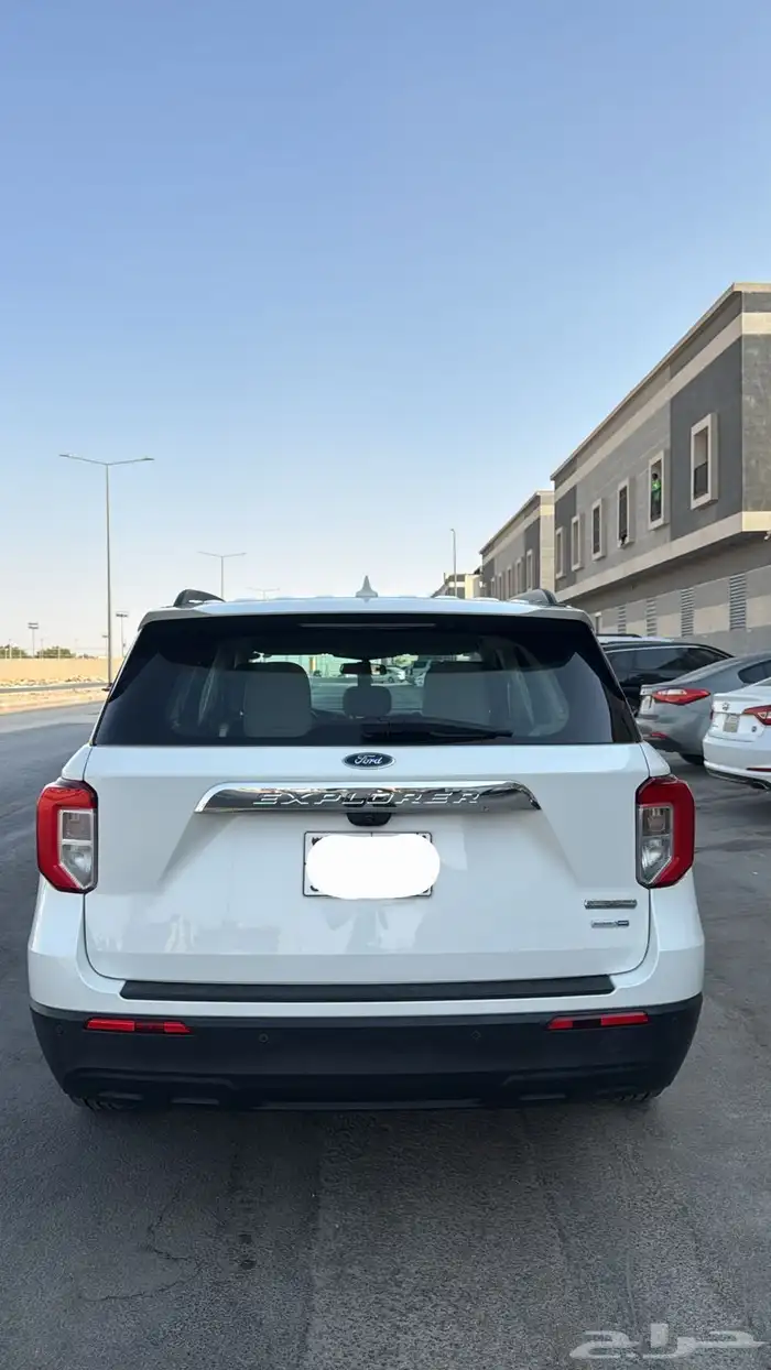 للبيع فورد اكسبلور 2022 دبل نص فل 1