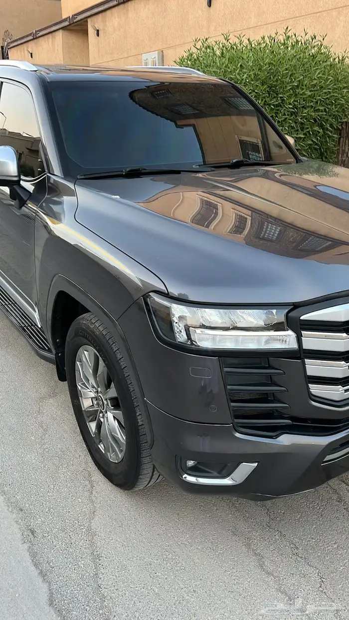 لاندكروزر 2023 وكالة كامل 3