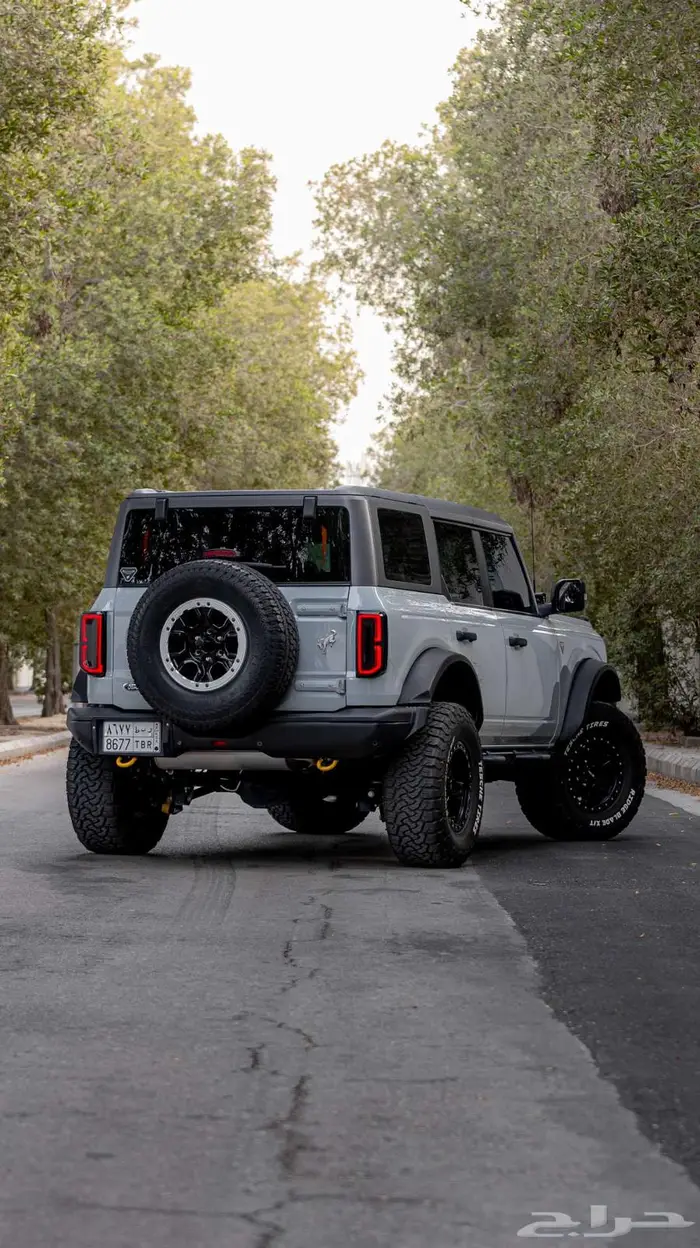 Ford Bronco Badlands sasquatch package 2021 2