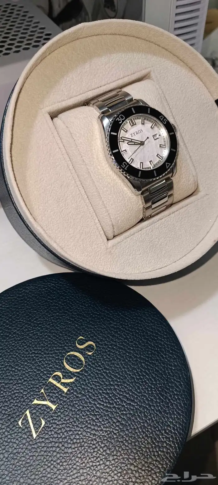 ساعة زايروس ZYROS إصدار 2025 1