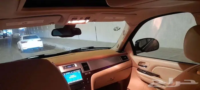 كاديلاك اسكاليد 17