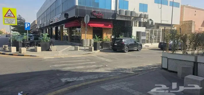 مظلات ديكورية للمقاهي ثابتة او متحركة 38