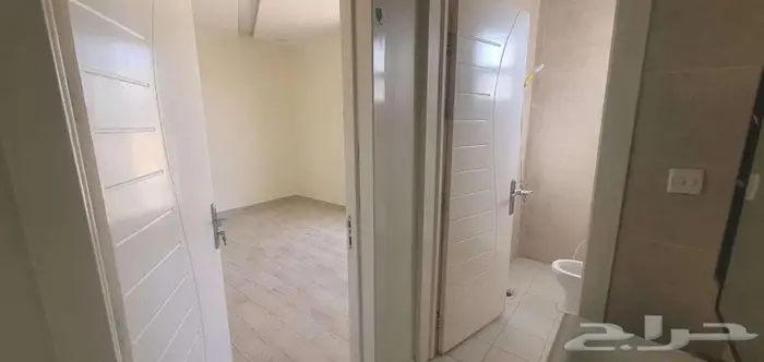 فلة طراز حديث للإيجار بحي المونسية 16