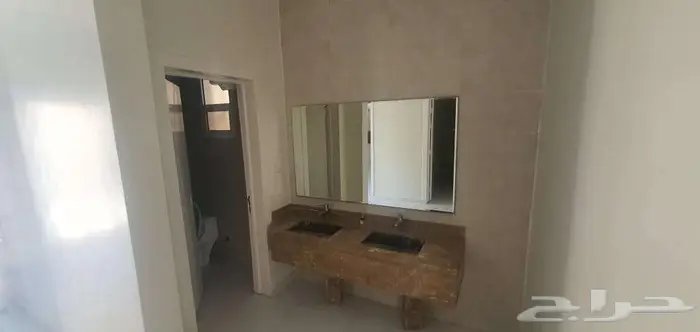 فلة طراز حديث للإيجار بحي المونسية 10