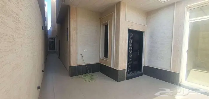 فلة طراز حديث للإيجار بحي المونسية 1