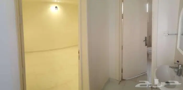 فلة طراز حديث للإيجار بحي المونسية 24