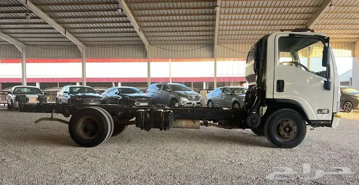 ايسوزو دينا شاص 5 متر تيربو 2012 4