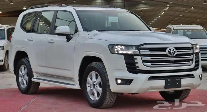 تويوتا لاندكروزر GXR2 بنزين 2025 مبيعات البنوك 4