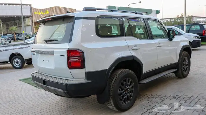 تويوتا برادو 3 كاش واقساط باقل سعر (متوفر جميع الألوان) 14