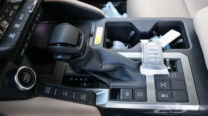 تويوتا برادو 3 كاش واقساط باقل سعر (متوفر جميع الألوان) 11