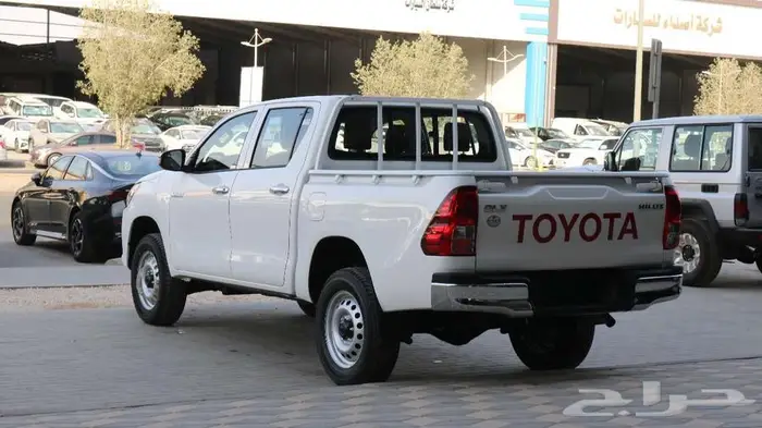 تويوتا هايلوكس خليجى 2025 ديزل دبل كاش وبالنقد 7