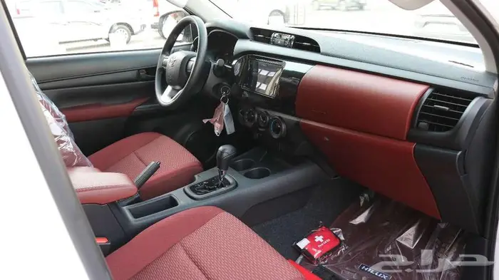 تويوتا هايلوكس خليجى 2025 ديزل دبل كاش وبالنقد 9