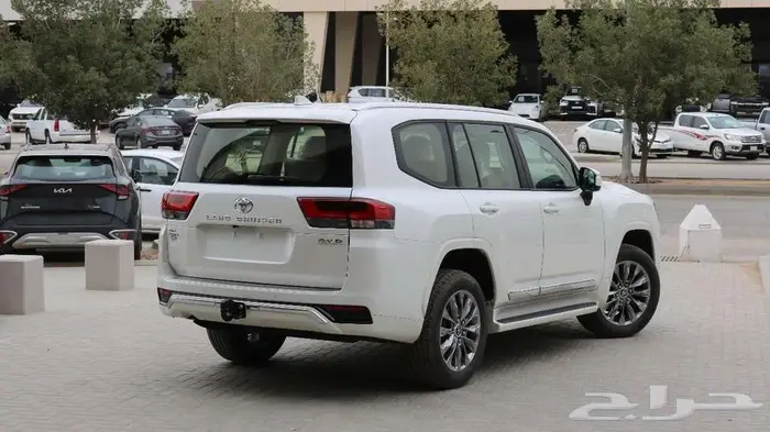 تويوتا لاندكروزر GXR4 2025 متوفر جميع سعودي _ بريمي 6