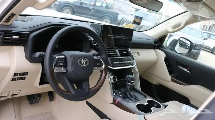 تويوتا لاندكروزر GXR4 2025 متوفر جميع سعودي _ بريمي 7