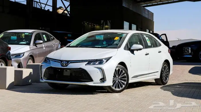 تويوتا كورولا GLI 2025 متوفر جميع الالوان كاش _ اقساط 0