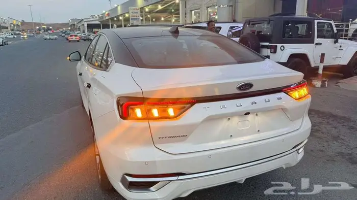 فورد تورس تيتانيوم فل كامل 2026 8