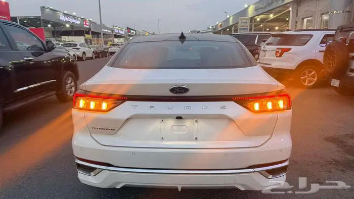 فورد تورس تيتانيوم فل كامل 2026 9
