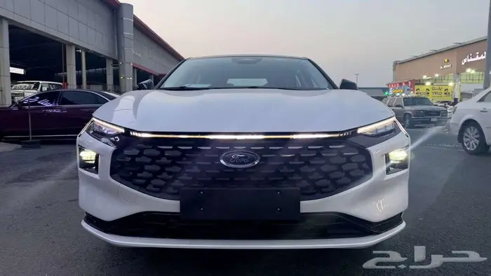 فورد تورس تيتانيوم فل كامل 2026 6