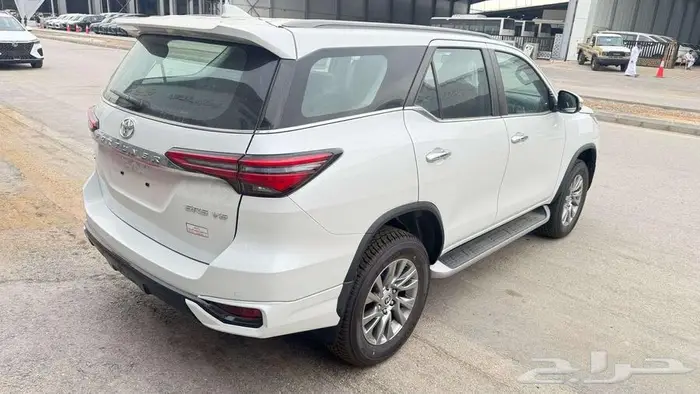 فورتشنر VX3بنزين 6 سلندر2025 2