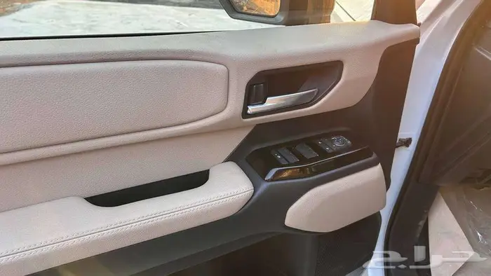 تويوتا برادو TXL3 2026 9