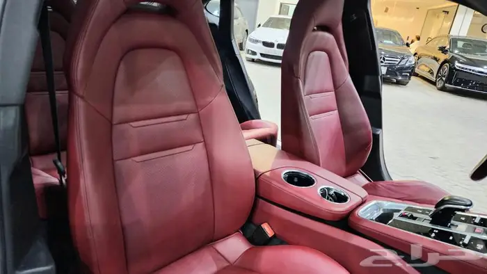 بورش باناميرا 4S 2018 24