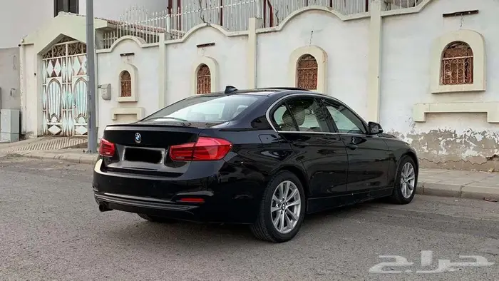 بي ام 318 بدي بلد 2018 10