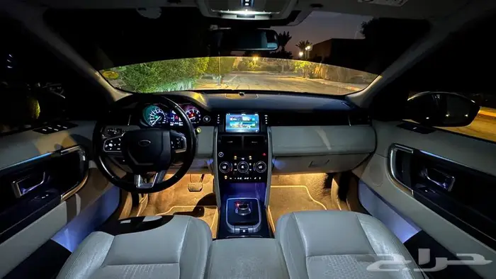 Landrover discovery sports 7 seater. 2