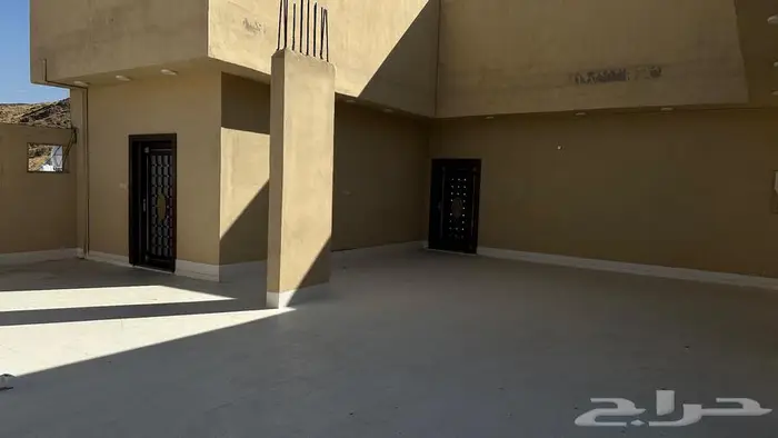 ملحق مدخل وسطح مستقل الوسام 3 6