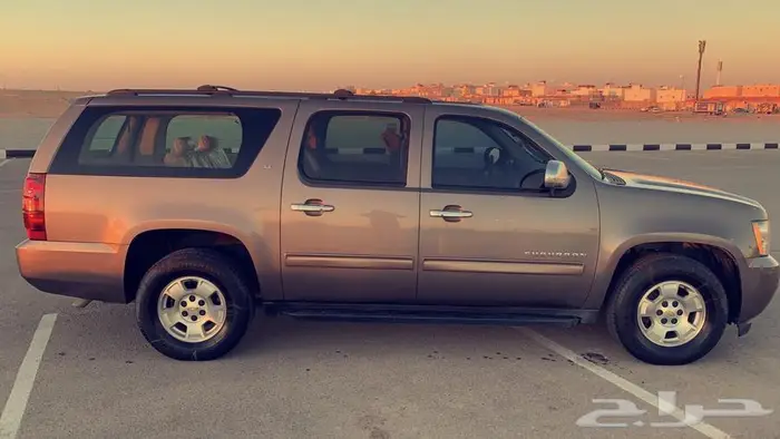 سوبربان طويل مخزن نظيف بحالة الوكاله موديل 2012 12