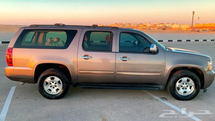 سوبربان طويل مخزن نظيف بحالة الوكاله موديل 2012 11