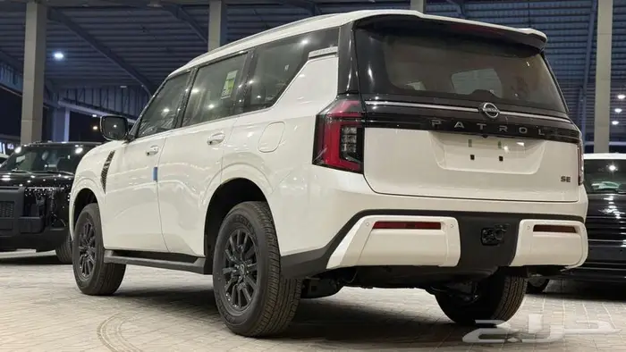 نيسان باترول 2026 SE لون أبيض 8