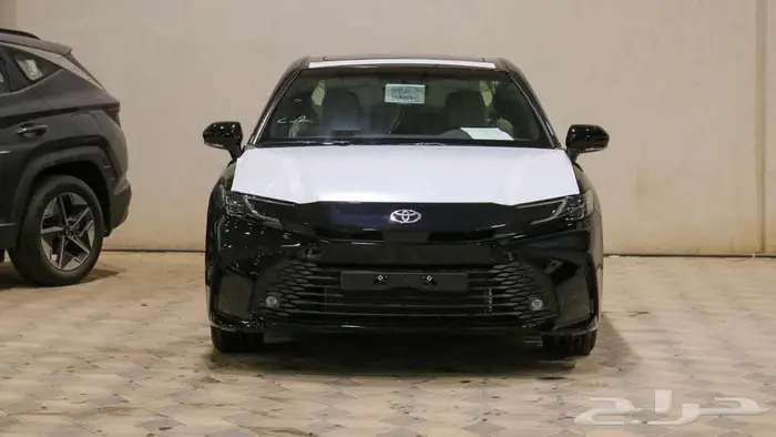 كامري نص فل LE 2025 متوفر كاش و بنك 1