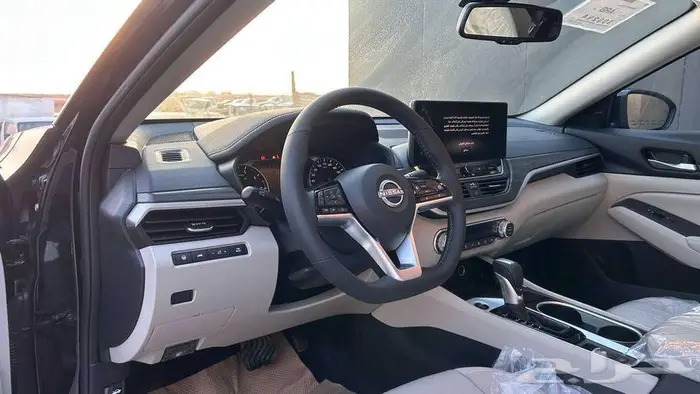 نيسان التيما SV 2026 لدى شركة عبدالمجيد الخضر 10