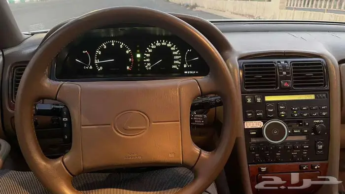 لكزس LS 400 موديل 1990 34