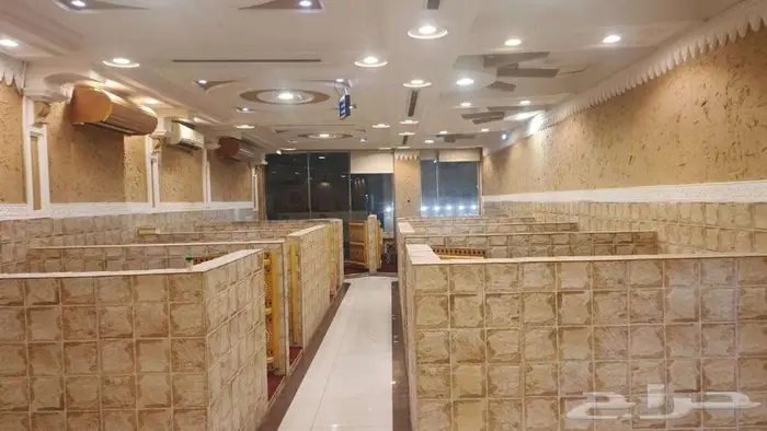 يوجد مطعم للبيع بكامل معداته 1