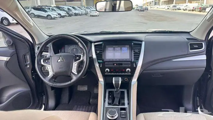 ميتسوبيشي مونتيرو 2021 سبورت 6